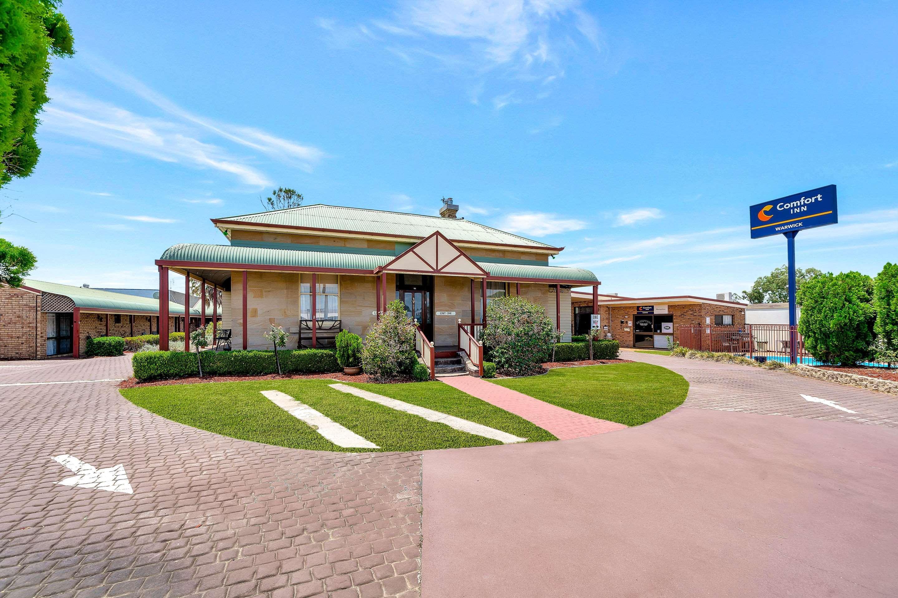 Warwick Settlers Inn Екстер'єр фото