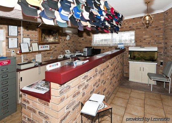 Warwick Settlers Inn Інтер'єр фото